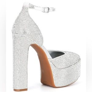 Gianni Bini DeviTwo Rhinestone Platform Closed
Dress Heels